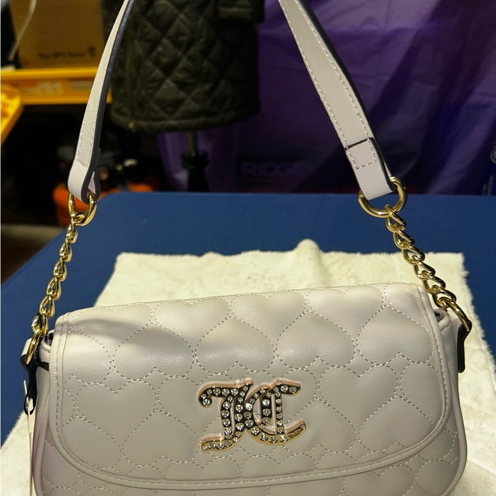 NWT…Juicy Couture Gray Shoulder Bag with Quilted Design and Gold Hardware - Picture 4 of 11